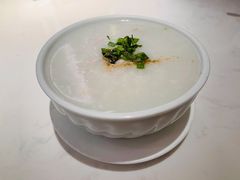 皮蛋肉丝粥-避风塘·老港味餐厅(虹口龙之梦店)