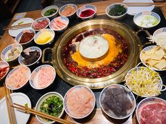 -周小明火锅(黑金冠社区店)