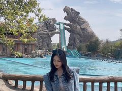 -七彩云南欢乐世界