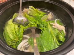 -东椰·海南椰子鸡火锅(朝阳门店)