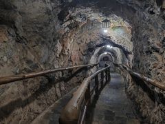 -龙水峡地缝景区