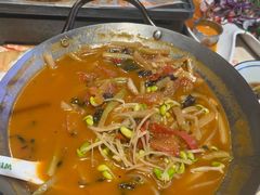 -威记烧嘢·南宁烧烤·超级生牛(绿地店)