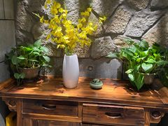 -老滇山寨•云南特色菜•地方菜•民族风情歌舞表演(金碧店)