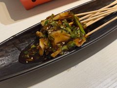 -嗨辣小聚·盘锦河蟹·海鲜烧烤龙虾(盘锦十年好店)