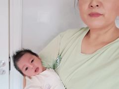 -爱的果实月嫂育婴师(世纪东方店)