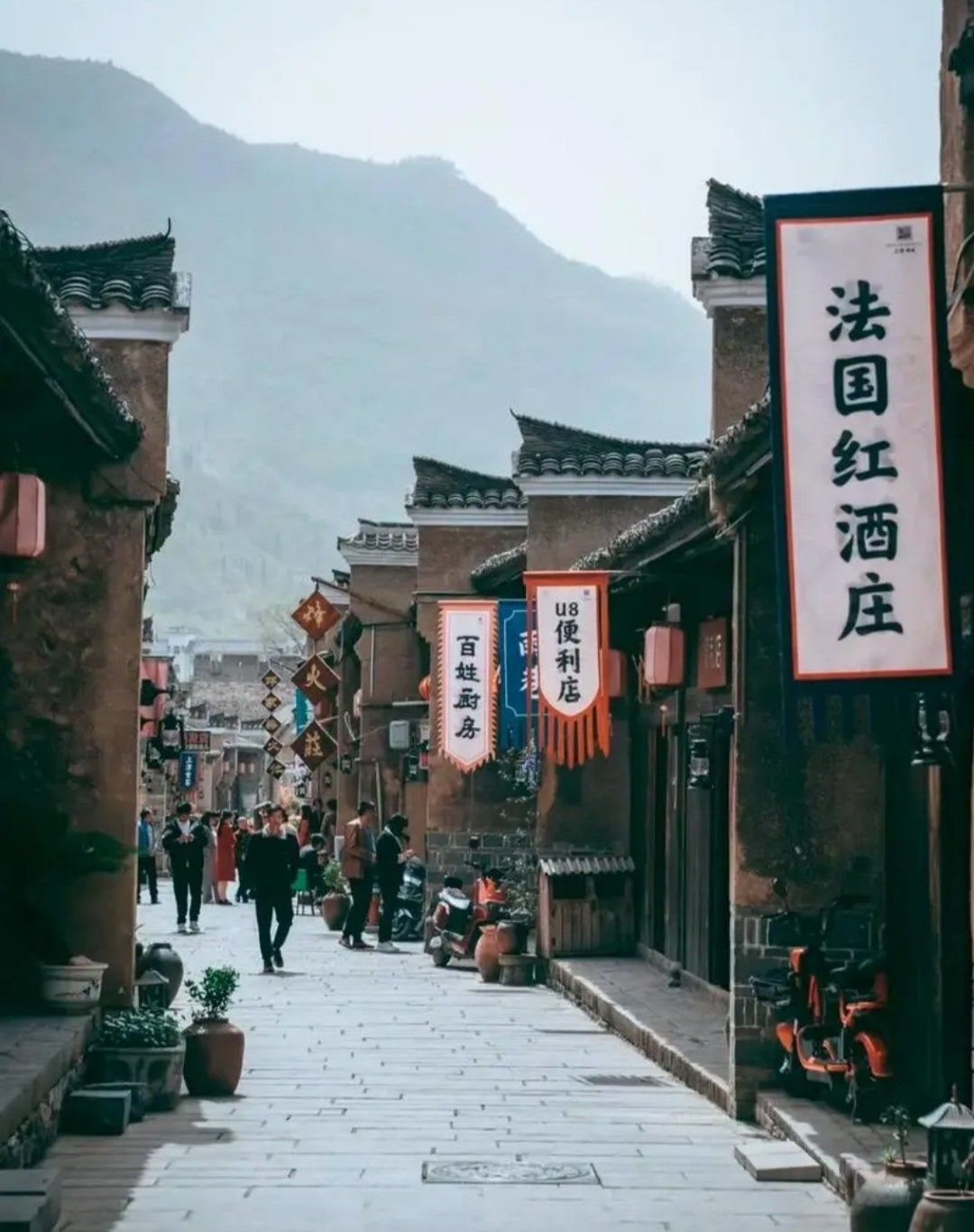 位于郧西县城西北70公里的上津镇,是一处明代城址