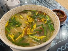 -桥香园云南过桥米线(金马碧鸡店)