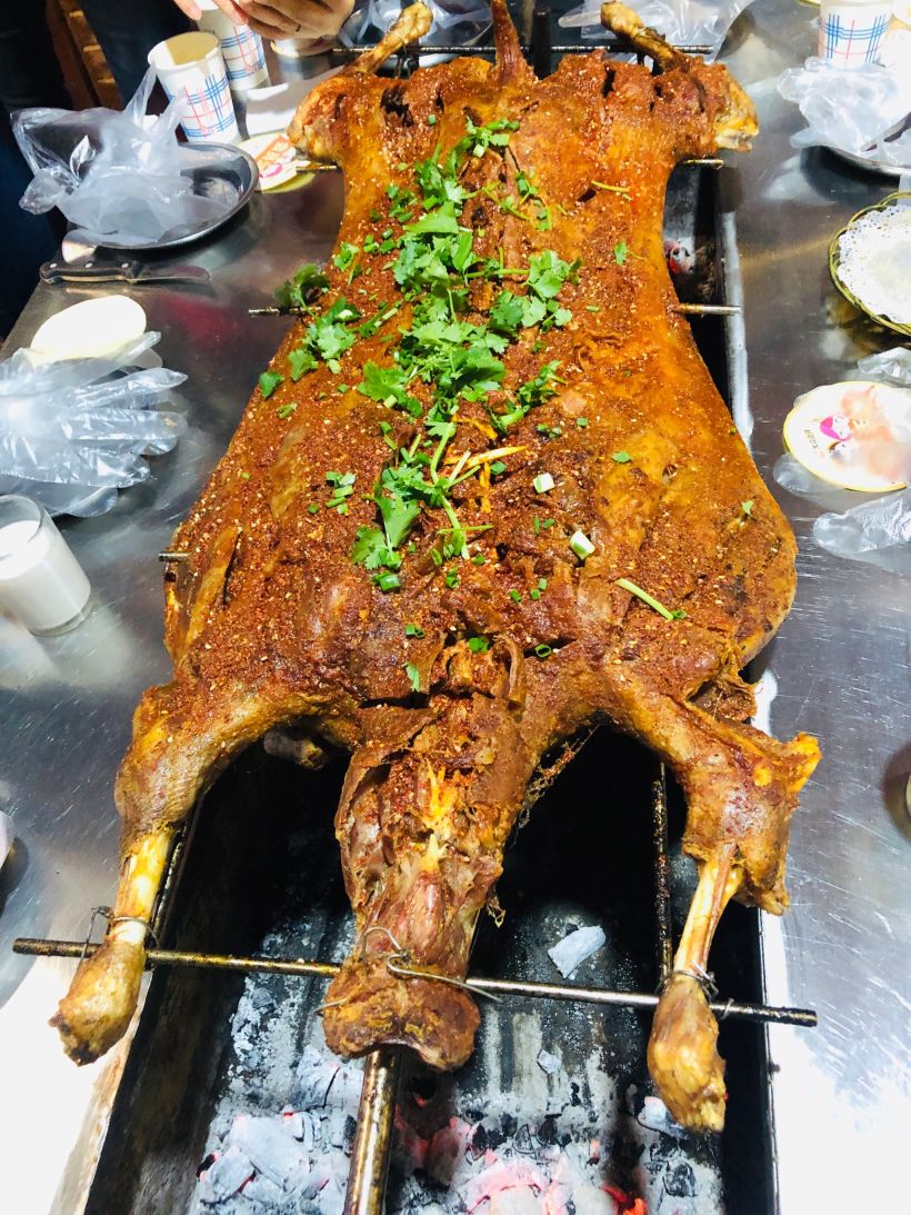 【11月福来day】在重庆一定要去的老回疆正宗烤全羊