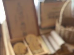 -升艾堂·经络·艾灸·气血(成山路店)
