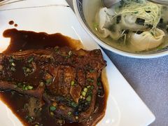 -山明水秀大饭店