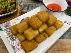 一口酥豆腐-八张桌子(老店)