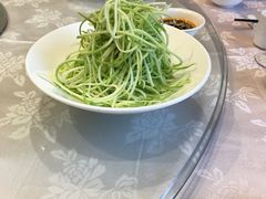 -品悦酒店(三林古镇店)