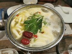 -滇越乘象云南餐厅(豆各庄店)
