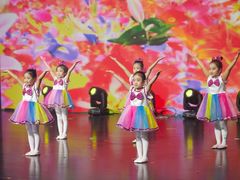 -蒲公英舞蹈艺术中心(解放路校区)