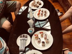 -上海滴水湖皇冠假日酒店