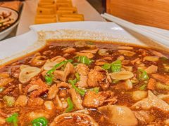 -蔼若春.传承三十年云南菜(金碧公园店)