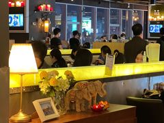 -大头虾越式风味餐厅(光明广场店)
