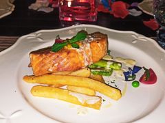 -南沙游艇会·大兵船餐厅