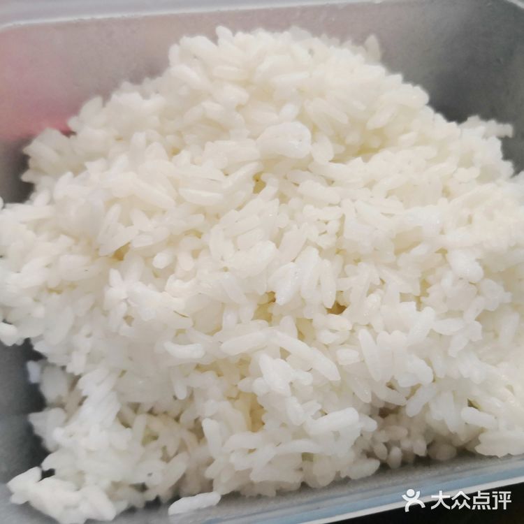 厨房大作战日常菜谱之火腿肠玉米粒炒饭