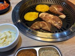 -滋之黑猪自助烤肉(城厢万达店)