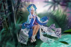 -星元素cosplay动漫摄影写真工作室