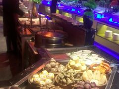 -春风十里海鲜火锅烤肉自助餐厅(华强店)