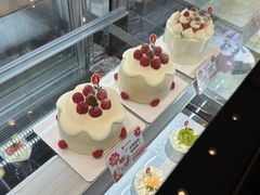 -花花卷卷·鲜食蛋糕(静安久光百货店)