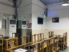 -龙顺园麻辣香锅(机场店)