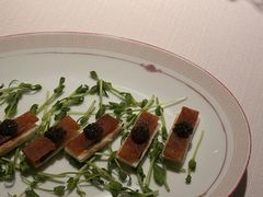 鱼子酱脆皮松板肉-解香楼(八盘岭路店)