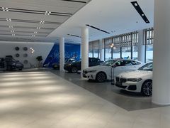 -上海宝诚尊悦宝马4S店(静安店)