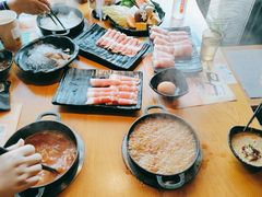 -呷哺呷哺 黄金牧场 (盛世天骄店)