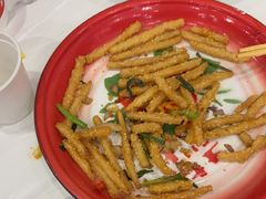 -江城燕子大排档(江汉路步行街店)