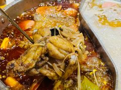 -肖肖酸萝卜鱼火锅(总店)