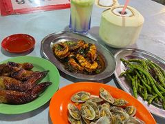 -黄亚华小食店(Jalan Alor)