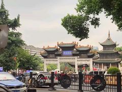 -包整·丝娃娃(甲秀楼景观店)