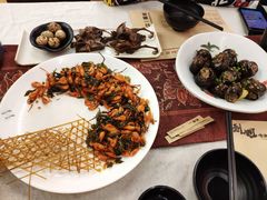 -刘姐啤酒鱼民族演艺餐厅(西街总店)