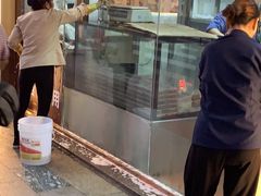 门面-老人和饭店(淮海中路店)