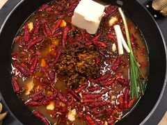 -黄潇洒老火锅(九眼桥宏济巷店)