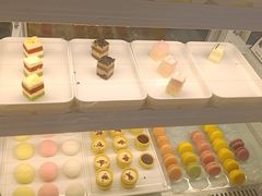 -涨巢·潮玩水疗局