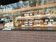 面包甜点陈列柜-京天红酒家(虎坊路店)