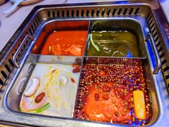 -巴渝瓦肆重庆鲜火锅(宝龙环湖店)