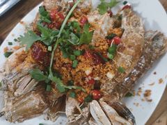 -岛中岛·海鲜大排档·万宁老字号(东澳店)