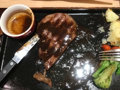 -必胜客(康华路店)