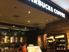 门面-星巴克臻选(上海长风大悦城店)