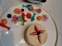 -水桶王国主题餐厅·聚会·生日派对·亲子活动·家庭套餐(亚龙湾希尔顿店)