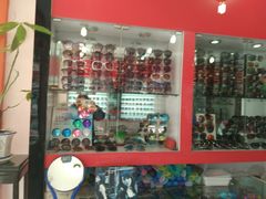 -朱师傅眼镜·蔡司·依视路·尼康(市先进店)