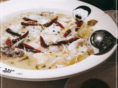 -江渔儿酸菜鱼·拔草餐厅(虎门君乐汇店)