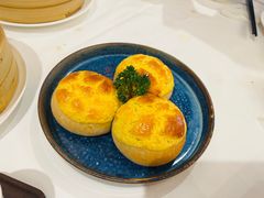 酥皮叉烧包-白天鹅宾馆-宏图府餐厅
