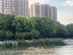 -南翔镇银翔湖公园