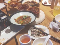 -隔壁老王·家常云南菜(花巷店)